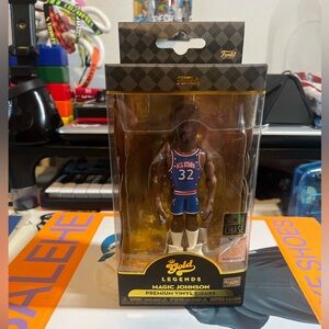 Funko Gold Legends Magic Johnson Vinyl Figure - Chase